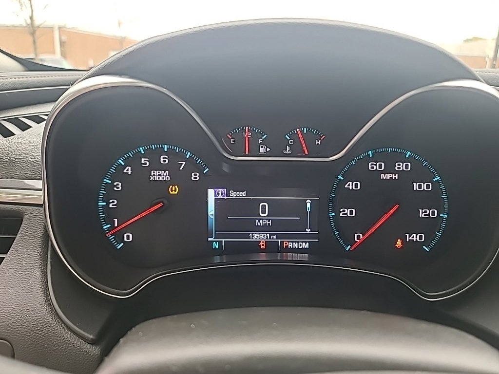 Used 2017 Chevrolet Impala LT FWD image 11