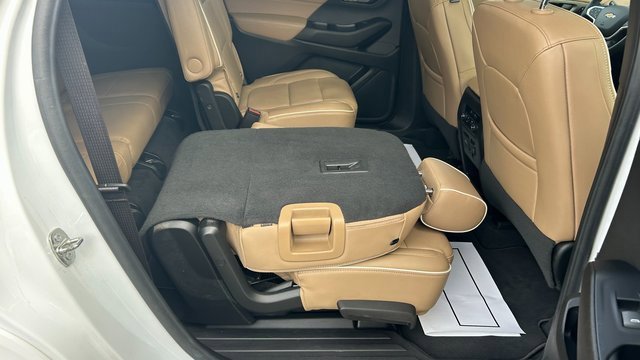 Certified 2023 Chevrolet Traverse Premier image 49