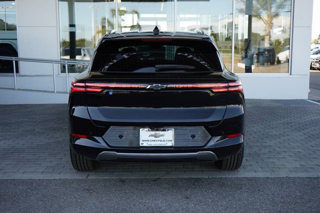 New 2025 Chevrolet Equinox EV LT image 7