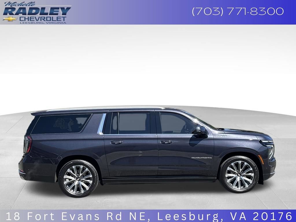 Used 2026 Chevrolet Suburban High Country AWD/4WD image 7