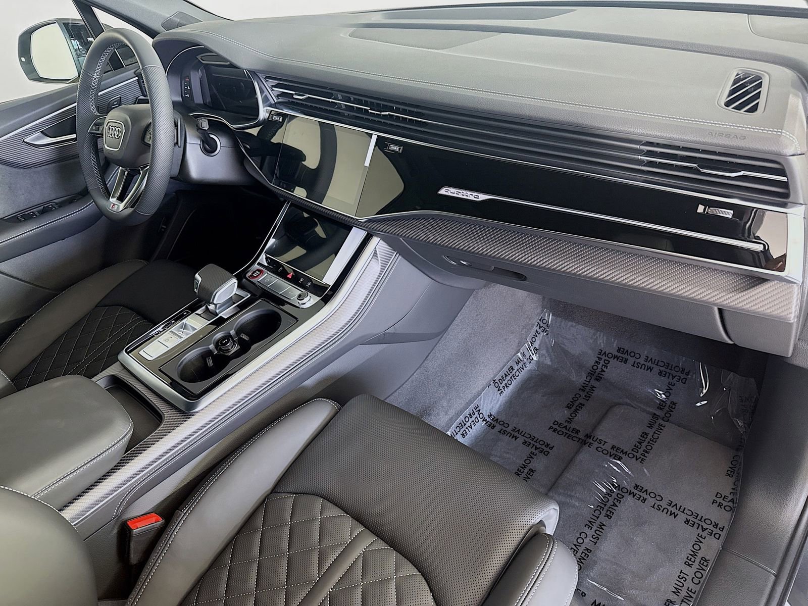 New 2026 Audi SQ7 Premium Plus AWD/4WD image 32
