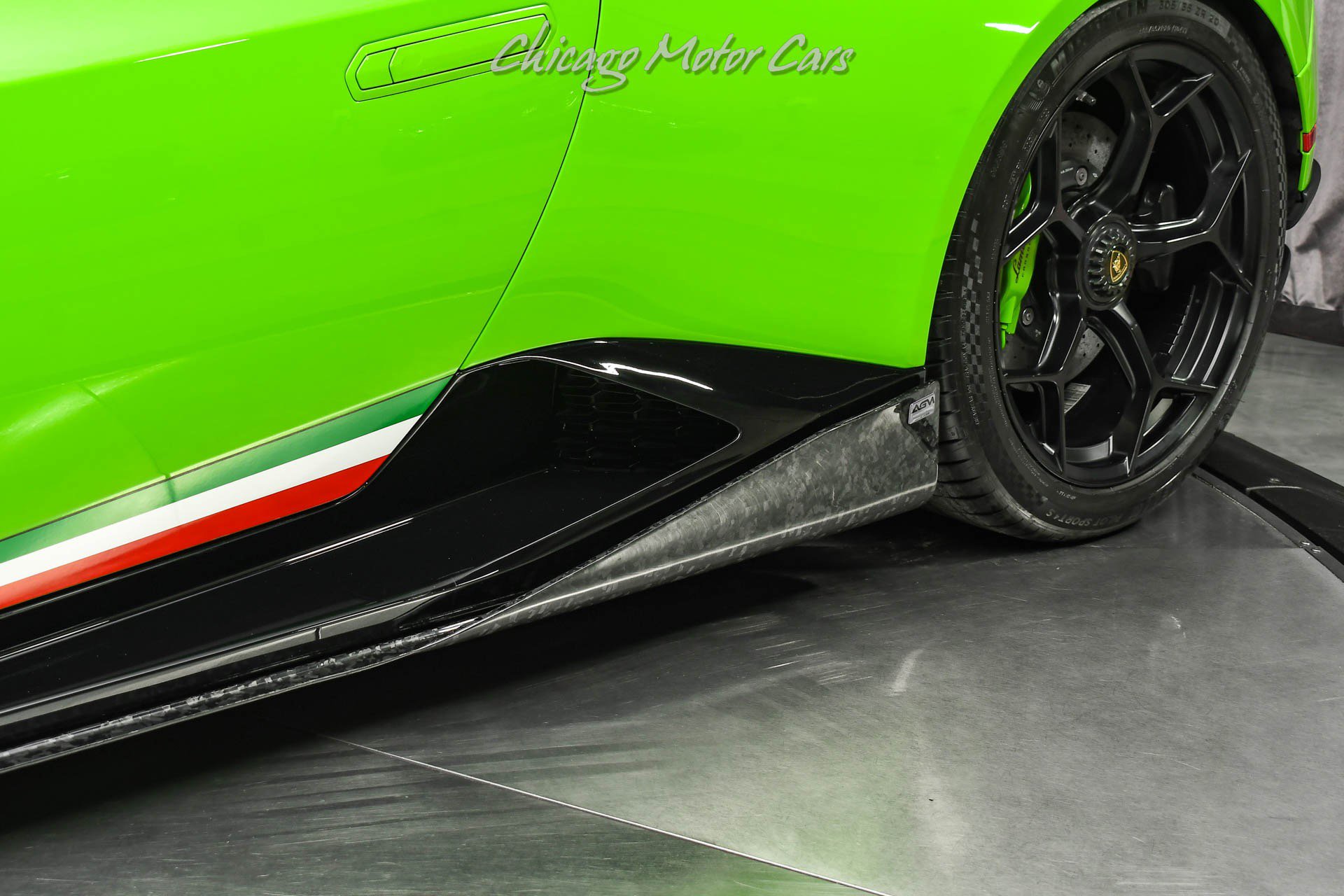 Used 2018 Lamborghini Huracan Performante image 30