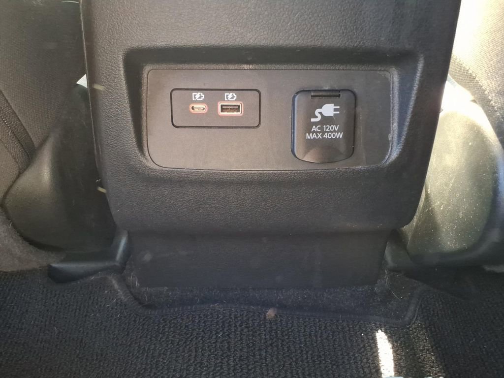 Used 2022 Nissan Frontier SV image 13