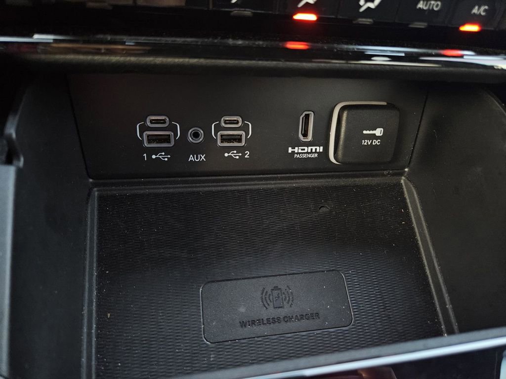 Used 2023 Jeep Grand Cherokee Trailhawk w/ Advanced Protech Group II image 28