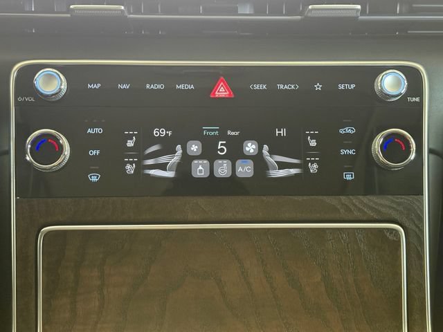 Used 2025 Genesis GV80 3.5T Advanced AWD/4WD image 4