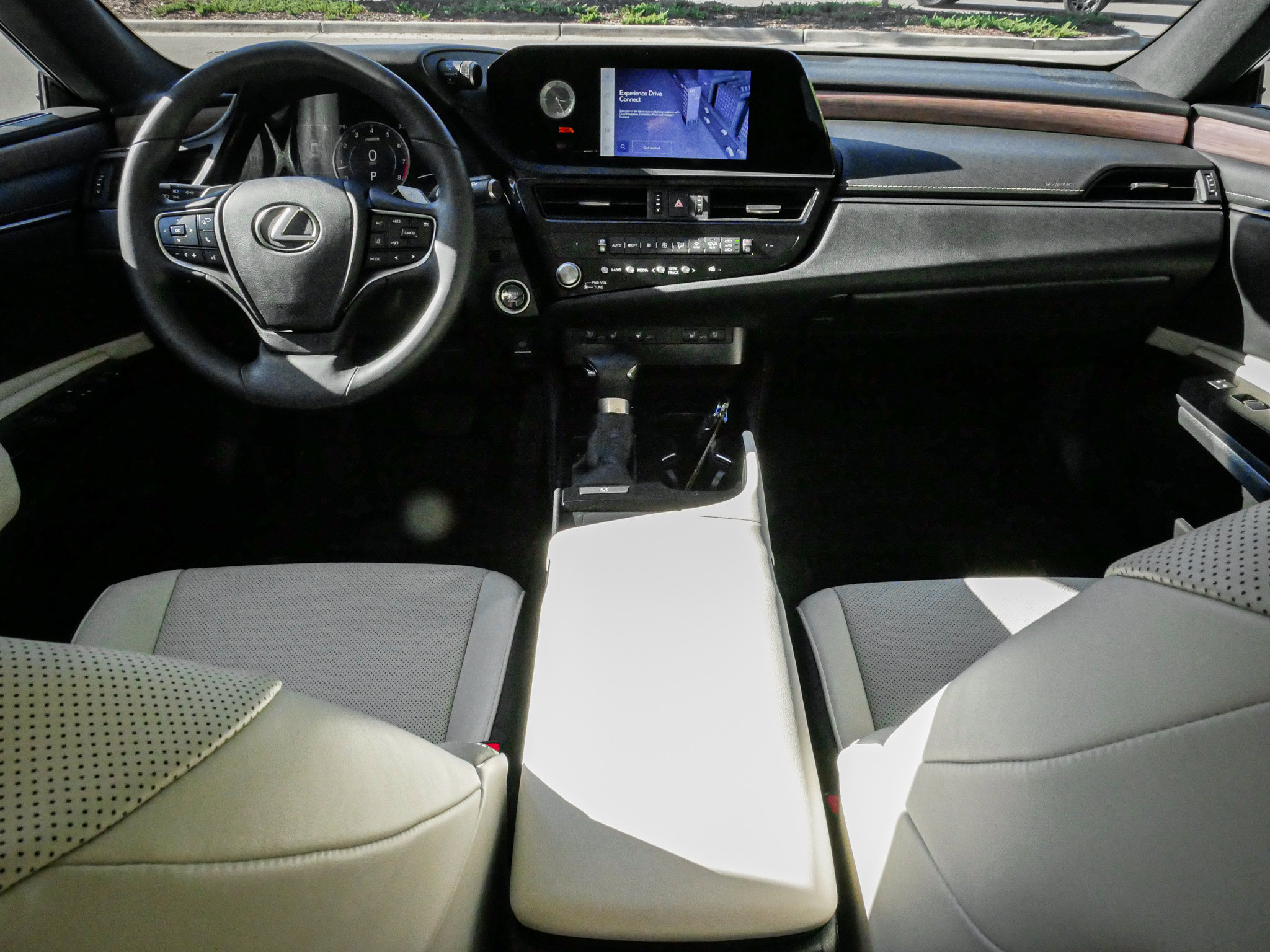 Used 2024 Lexus ES 350 w/ Premium Package FWD image 29