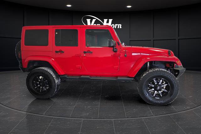 Used 2016 Jeep Wrangler Unlimited Sahara w/ Connectivity Group image 2