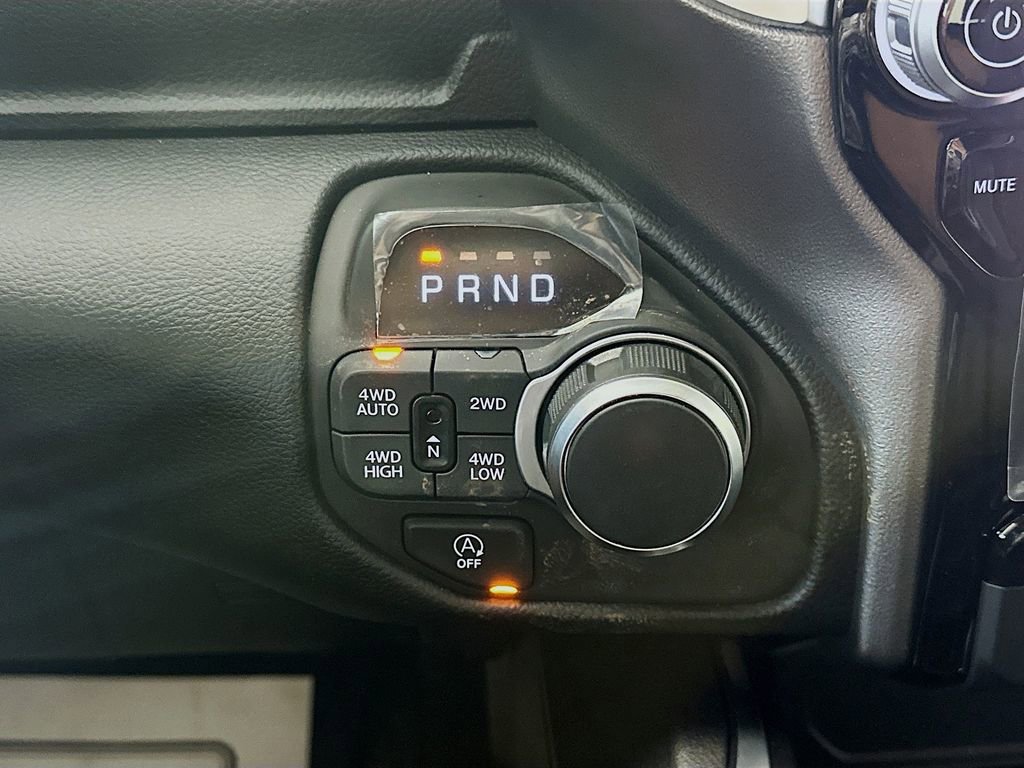 New 2026 RAM 1500 Big Horn AWD/4WD image 12