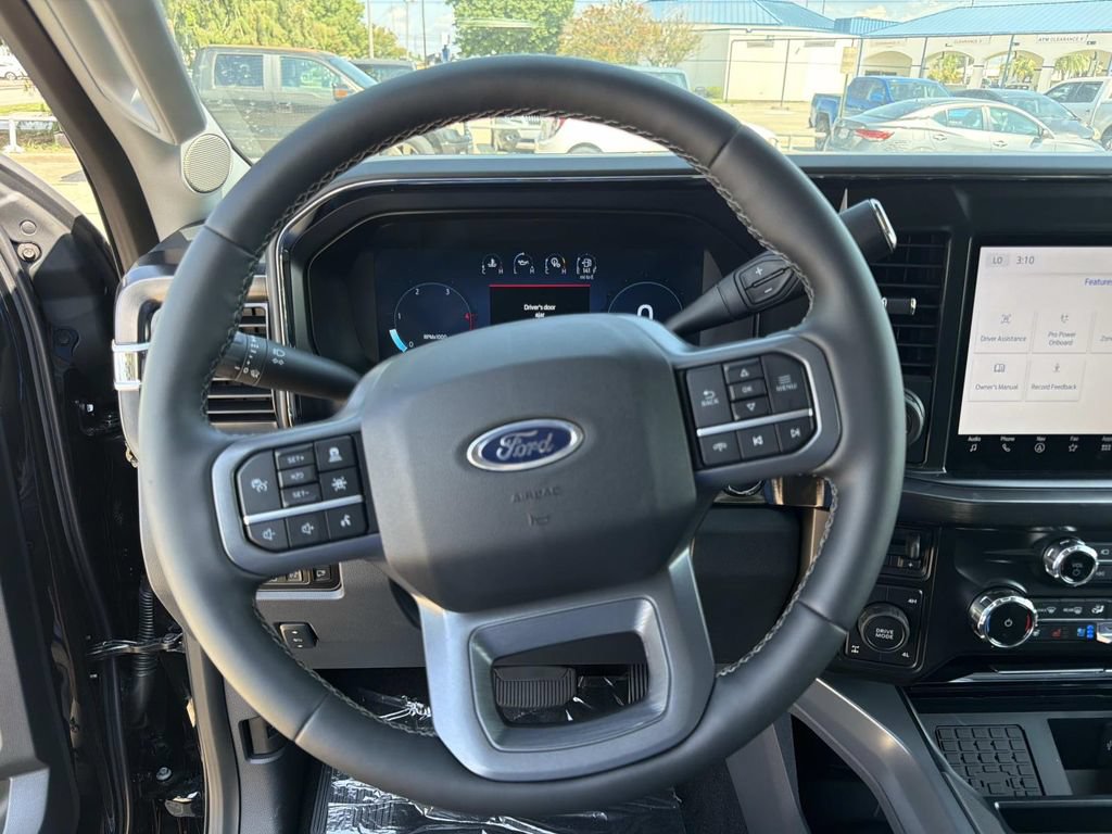 New 2026 Ford F350 Lariat w/ Black Appearance Package AWD/4WD image 9