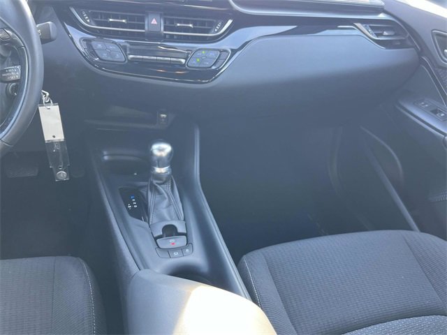 Used 2018 Toyota C-HR XLE image 15