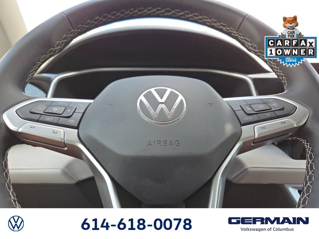 Used 2025 Volkswagen Taos SE AWD/4WD image 24