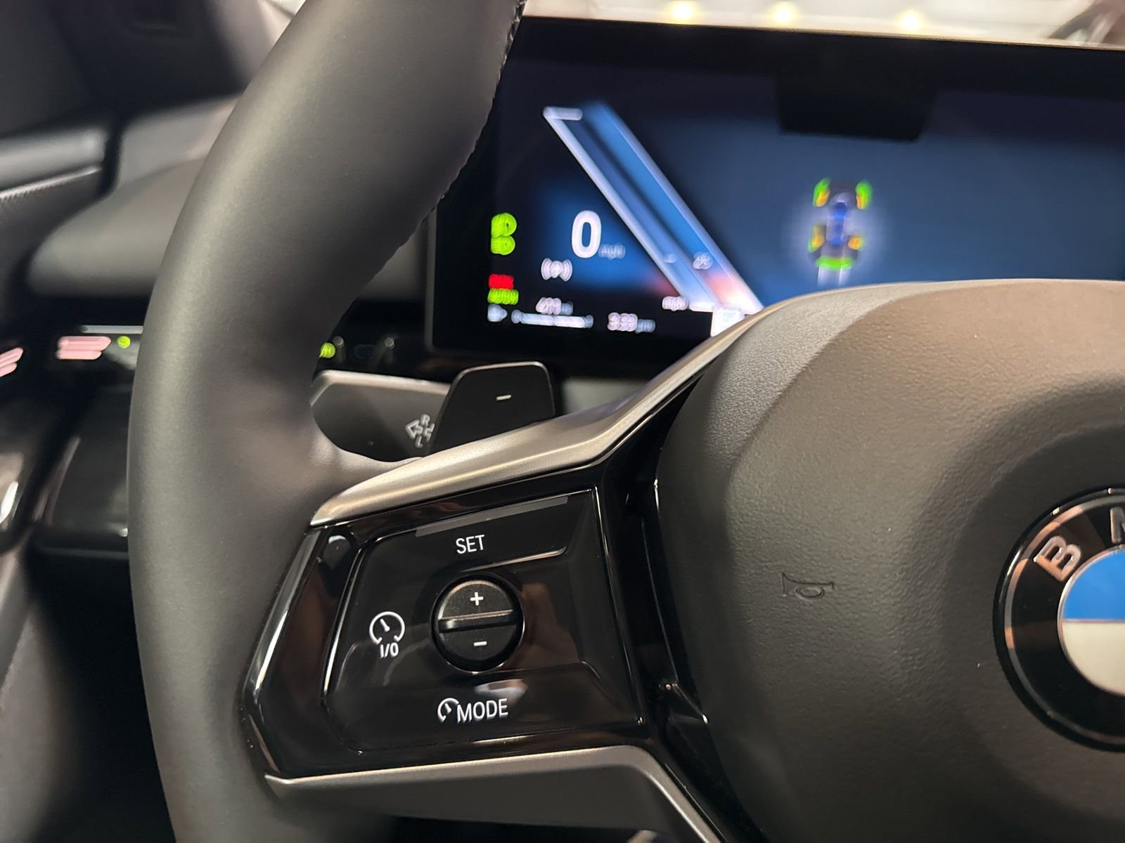 Used 2025 BMW 530i image 38