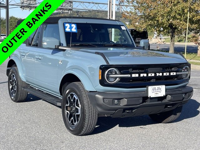 Used 2022 Ford Bronco Outer Banks image 1