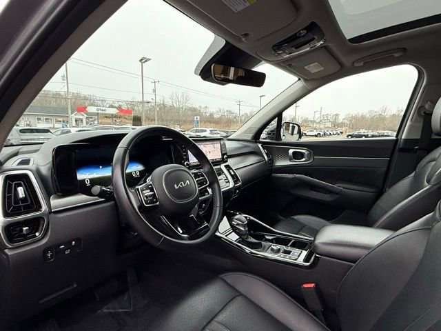 Used 2023 Kia Sorento SX image 16