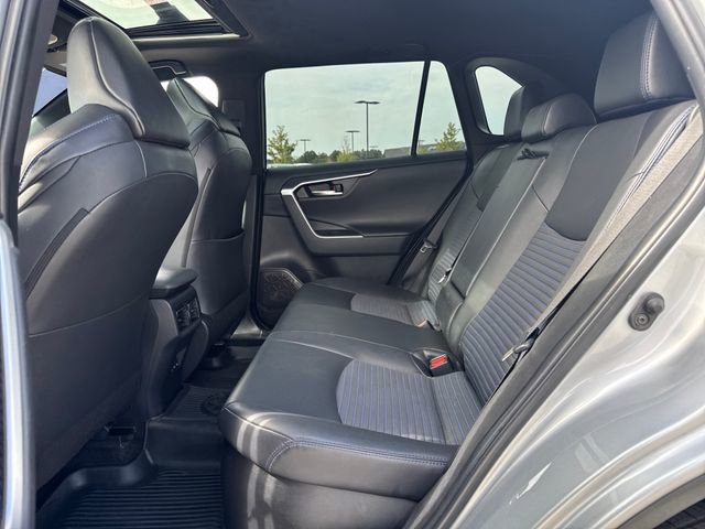Used 2022 Toyota RAV4 XSE AWD/4WD image 15
