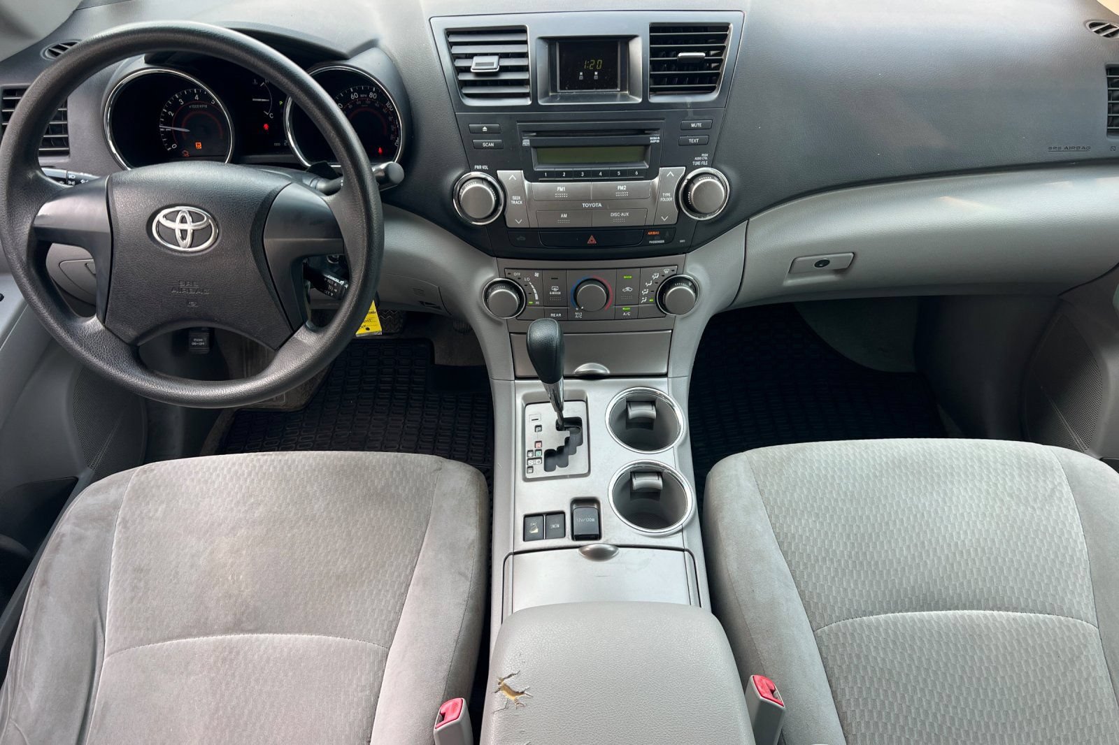 Used 2010 Toyota Highlander 4WD image 14
