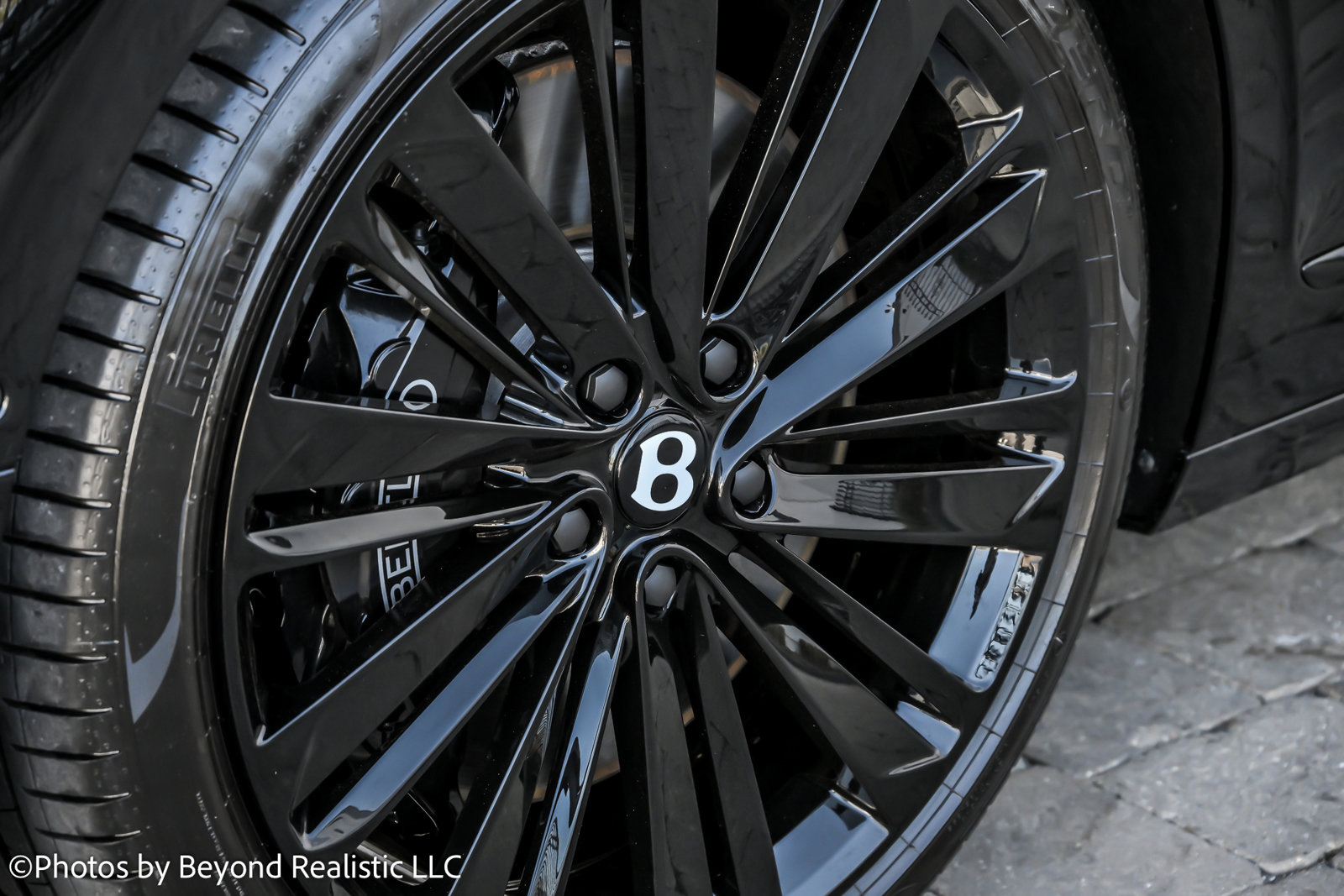 Used 2024 Bentley Flying Spur W12 image 12