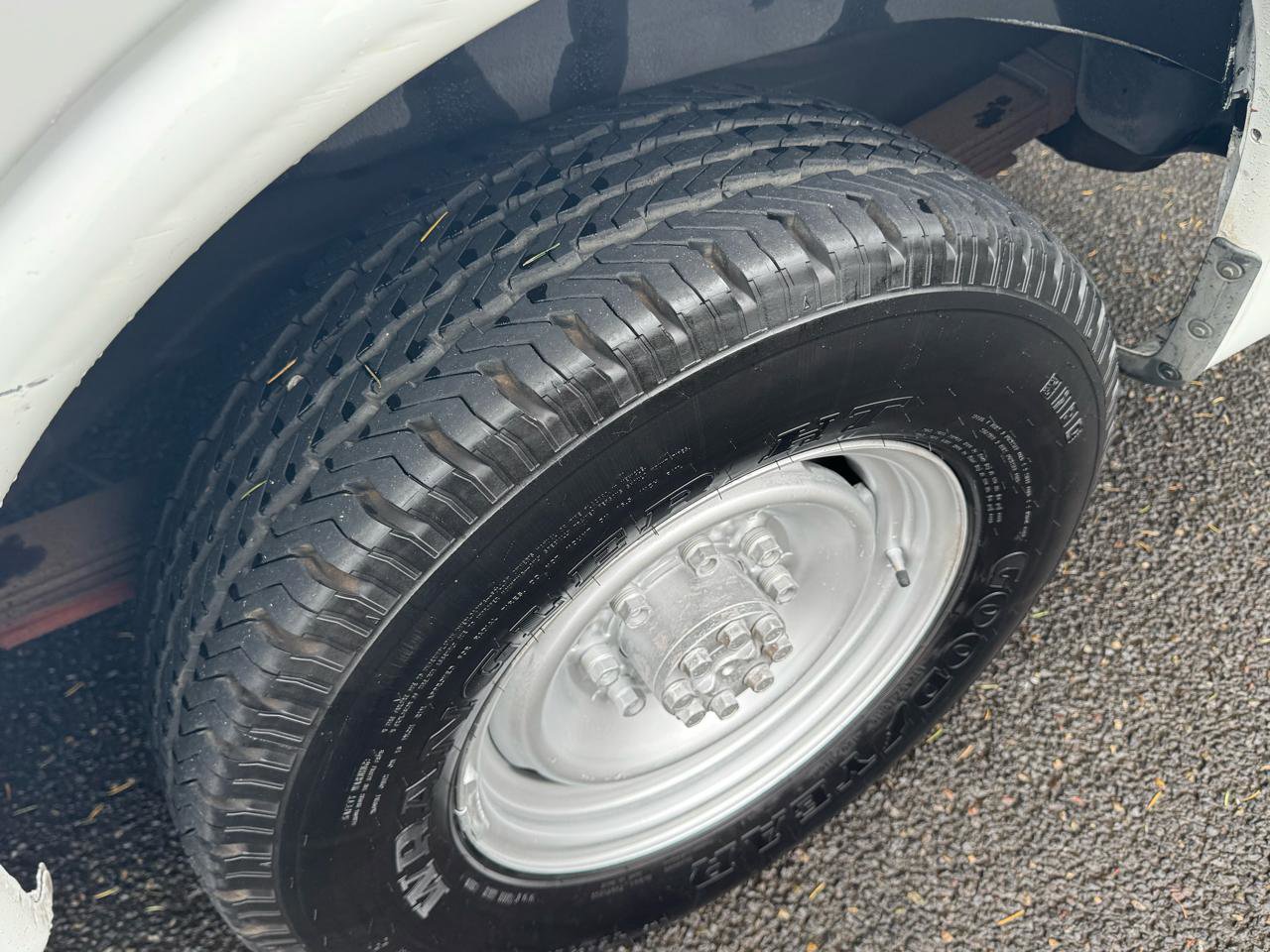 Used 2000 GMC Savana 3500 Extended Passenger image 35