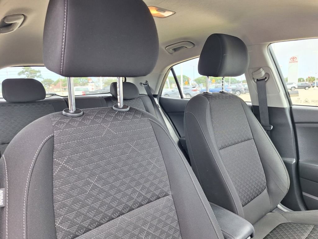 Used 2021 Kia Rio S image 3