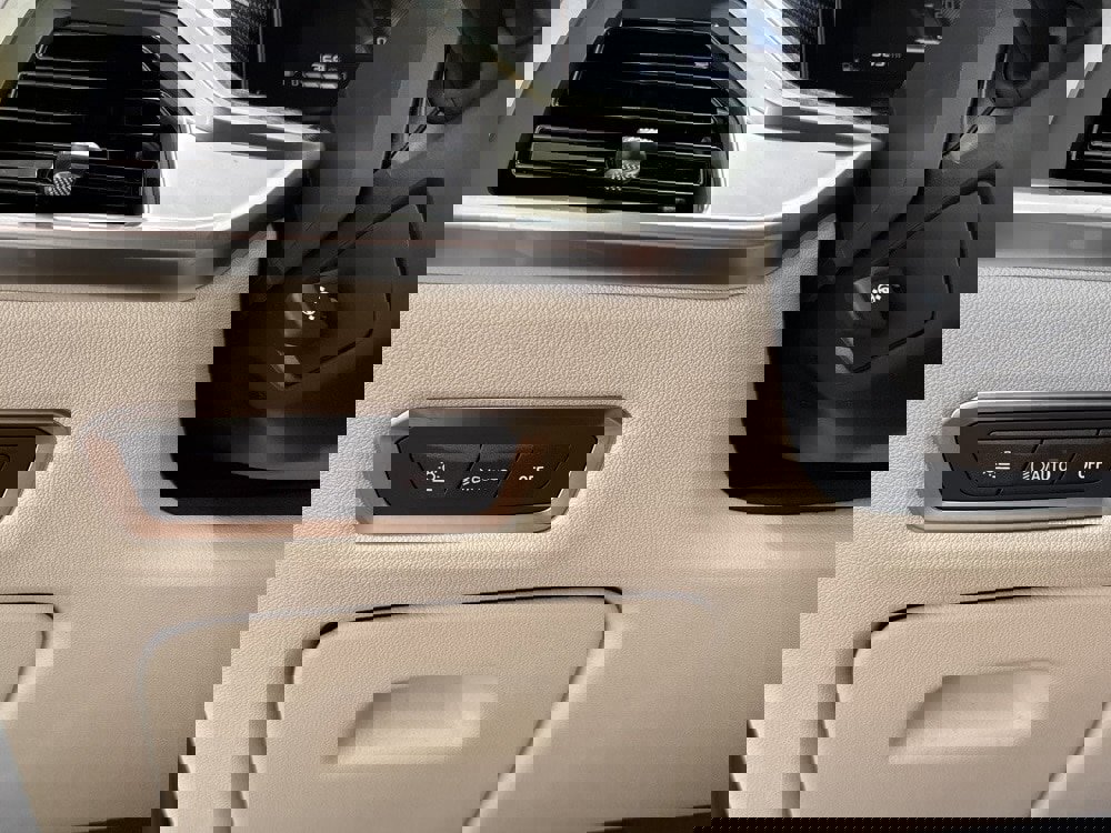 New 2026 BMW X7 M60i image 40