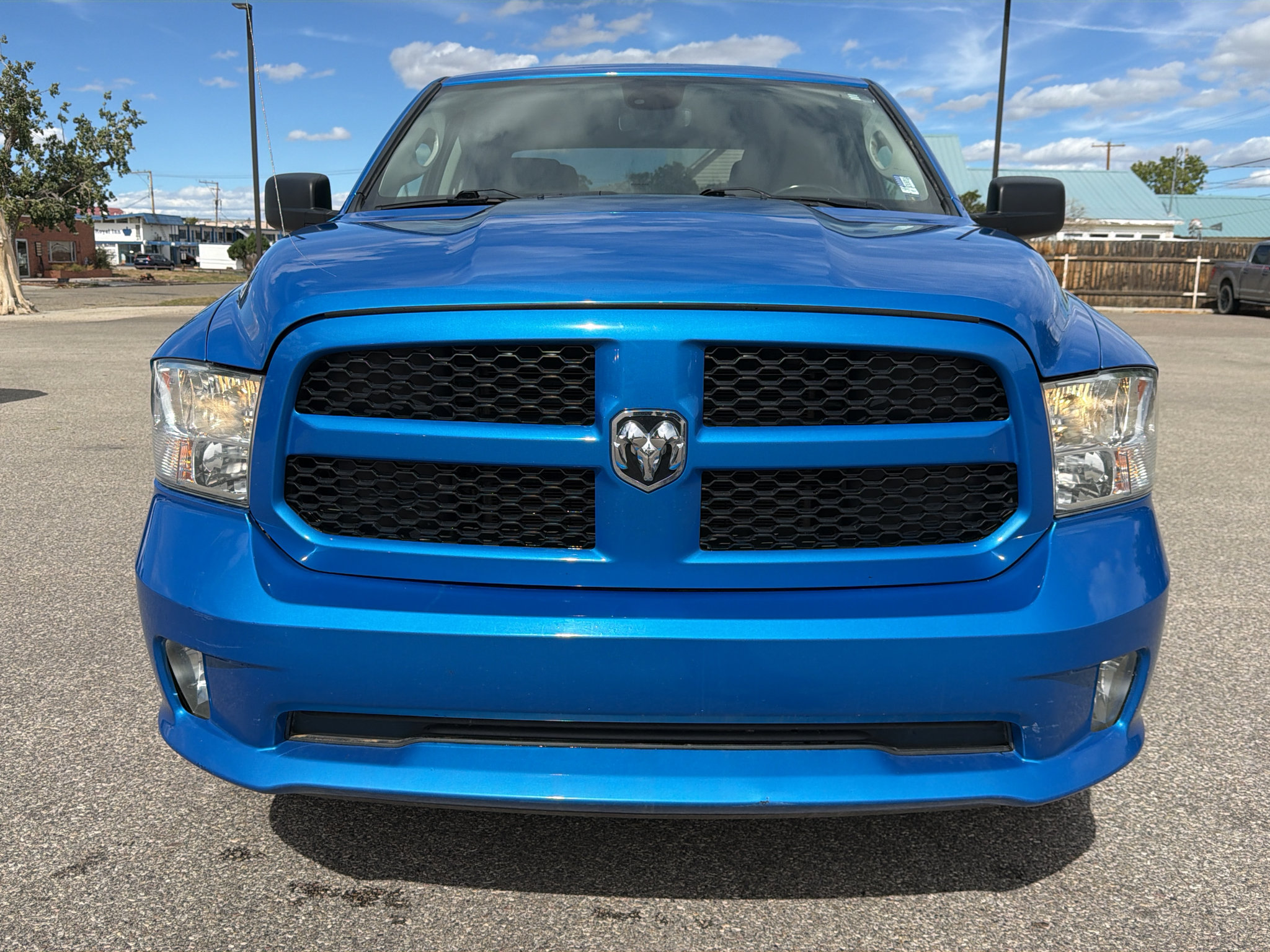Used 2023 RAM 1500 Express w/ Wheel & Sound Group AWD/4WD image 4