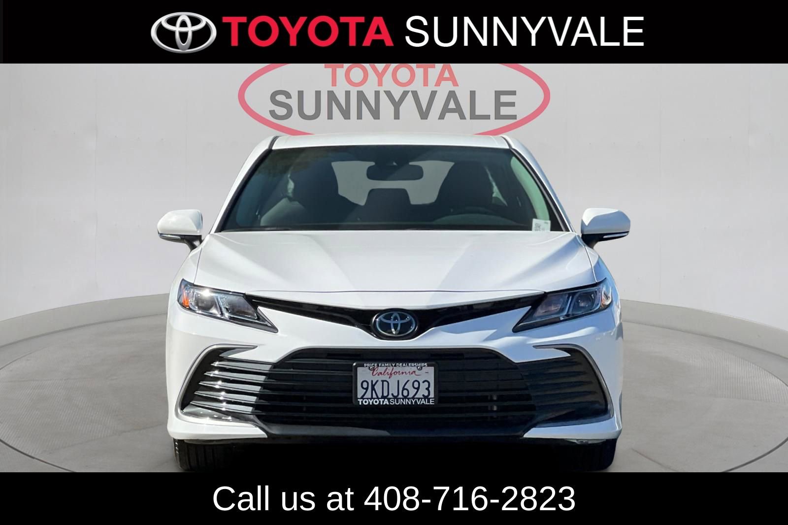 Used 2024 Toyota Camry LE w/ Convenience Package image 12