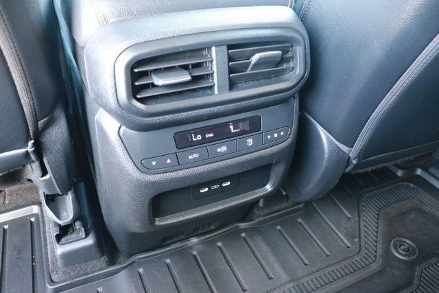 Certified 2024 Honda Pilot Touring image 35