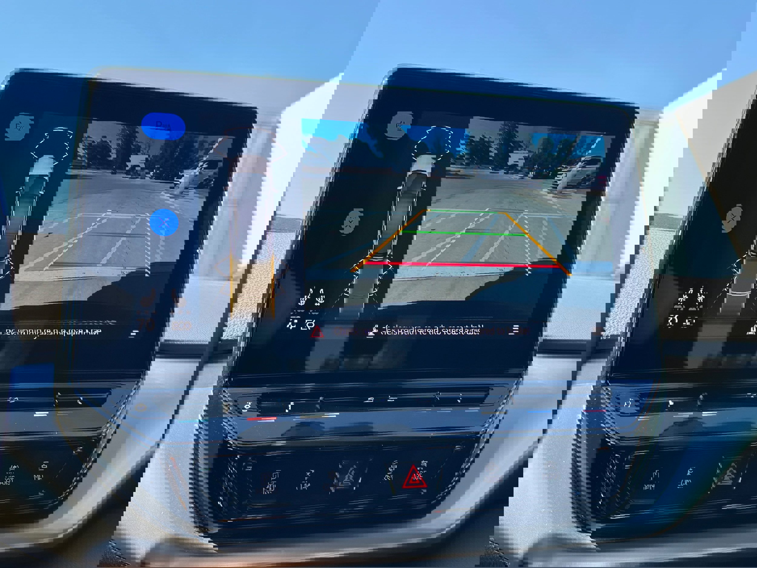 Used 2022 Volkswagen ID.4 Pro image 19