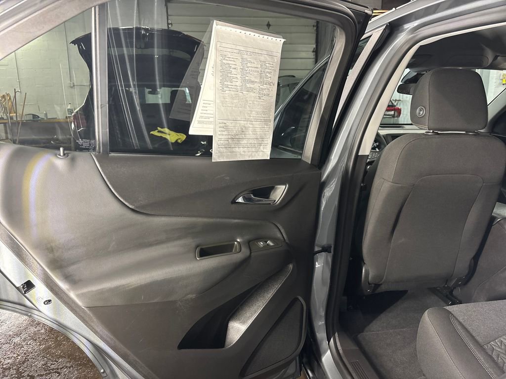 Used 2024 Chevrolet Equinox LT image 19