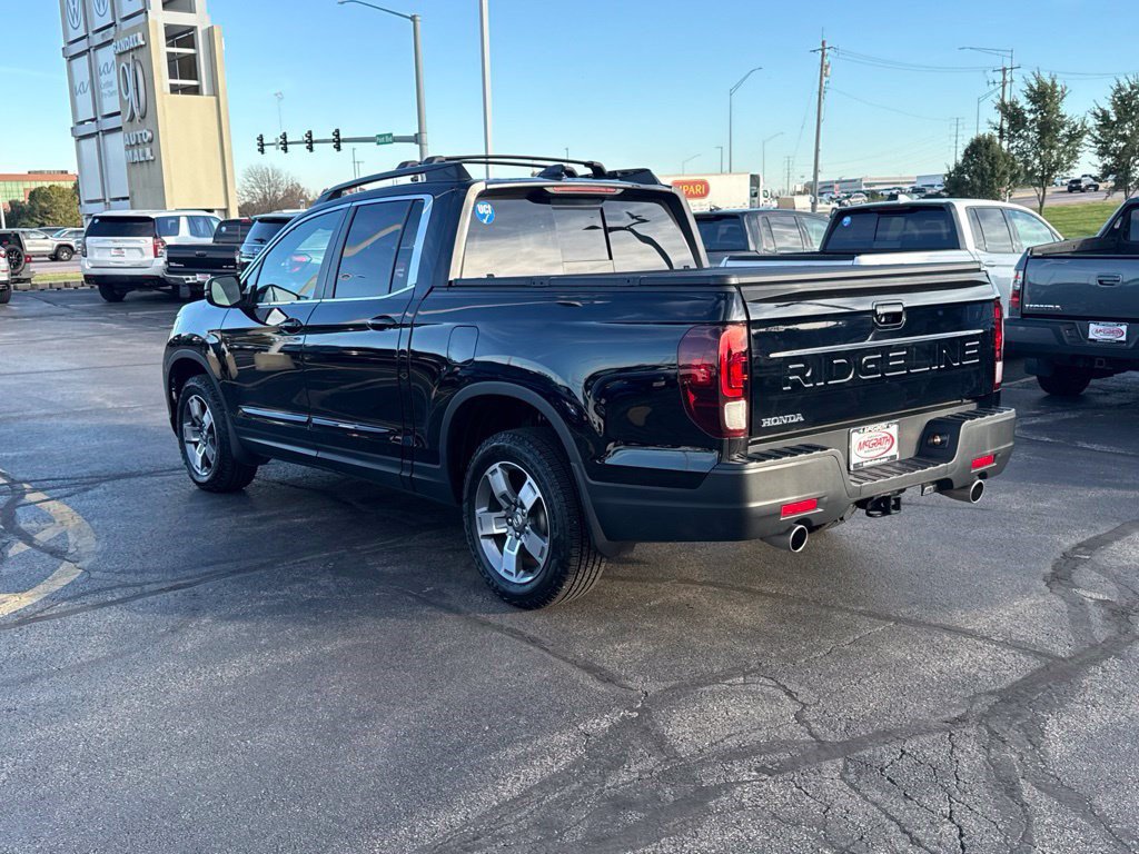 Certified 2025 Honda Ridgeline RTL image 9