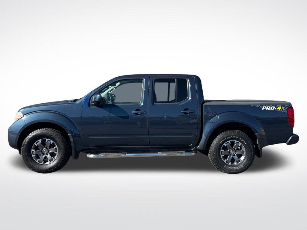 Used 2015 Nissan Frontier PRO-4X image 2