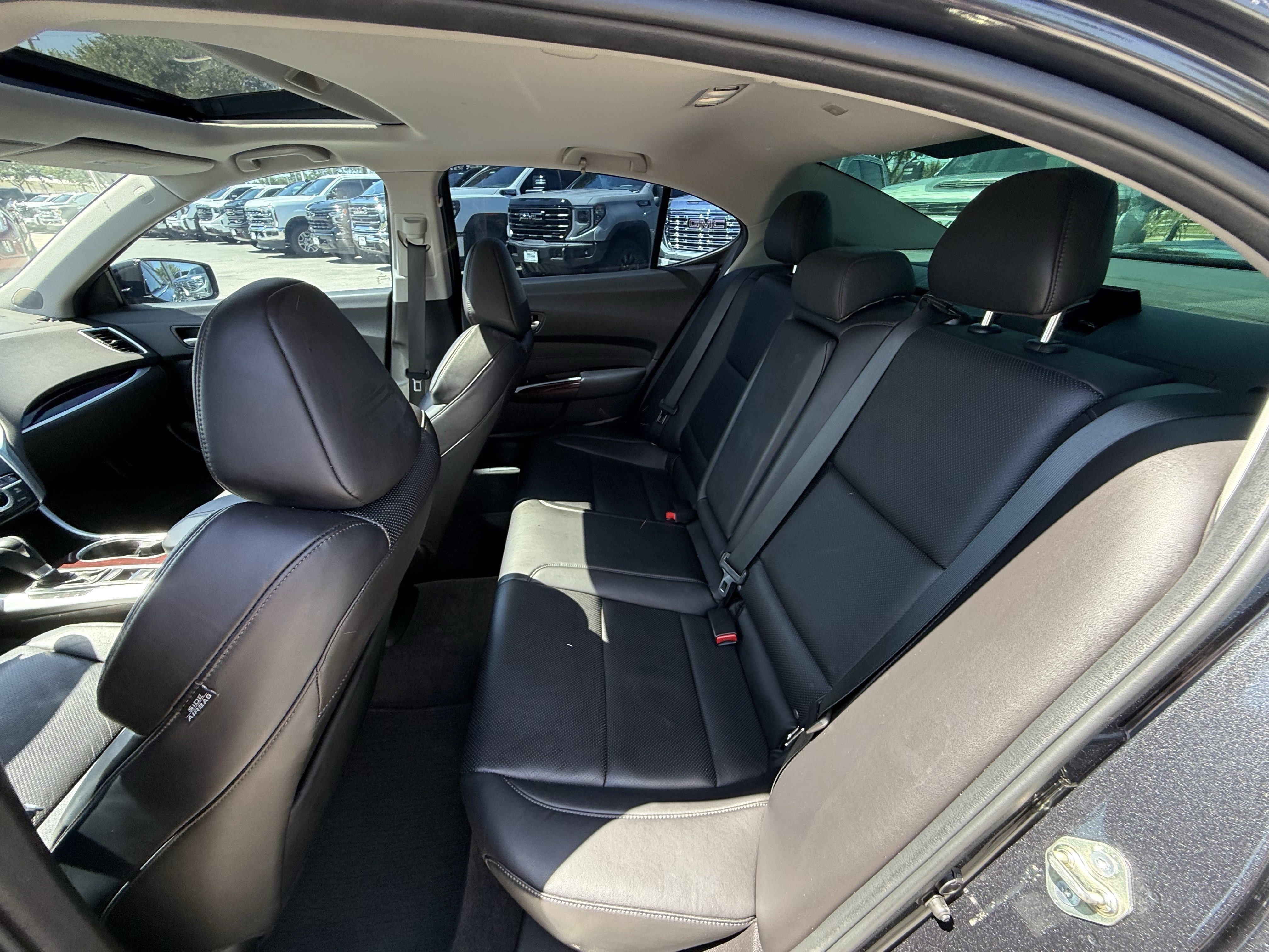 Used 2015 Acura TLX w/ Technology Package FWD image 31