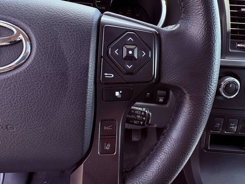 Used 2020 Toyota Sequoia Limited AWD/4WD image 17