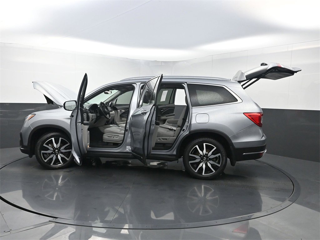 Used 2020 Honda Pilot Touring image 42