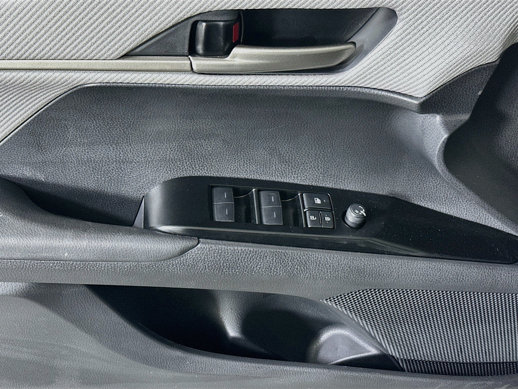 Certified 2026 Toyota Camry SE FWD image 14