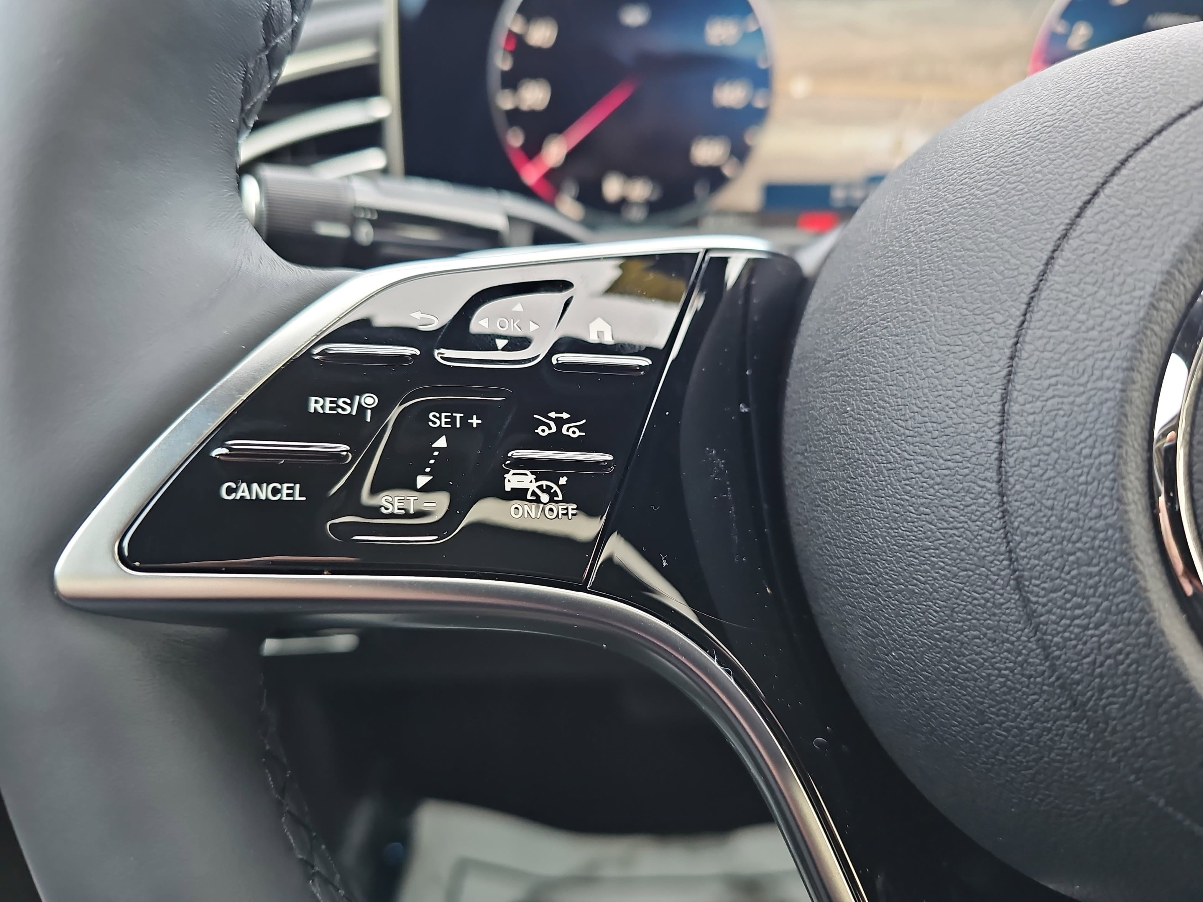 New 2026 Mercedes-Benz E 350 4MATIC Sedan image 18