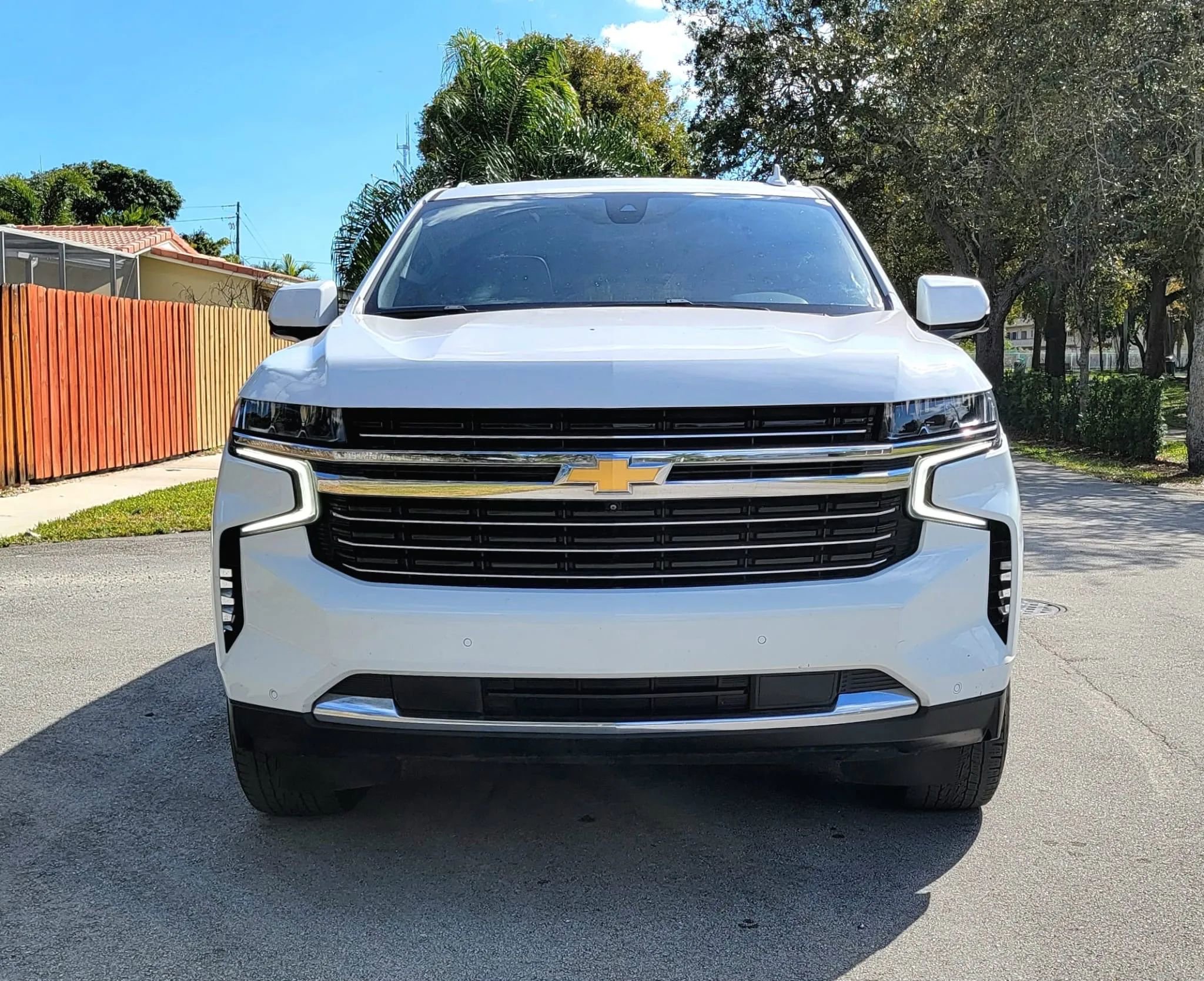 Used 2021 Chevrolet Tahoe LT w/ LT Signature Package image 2