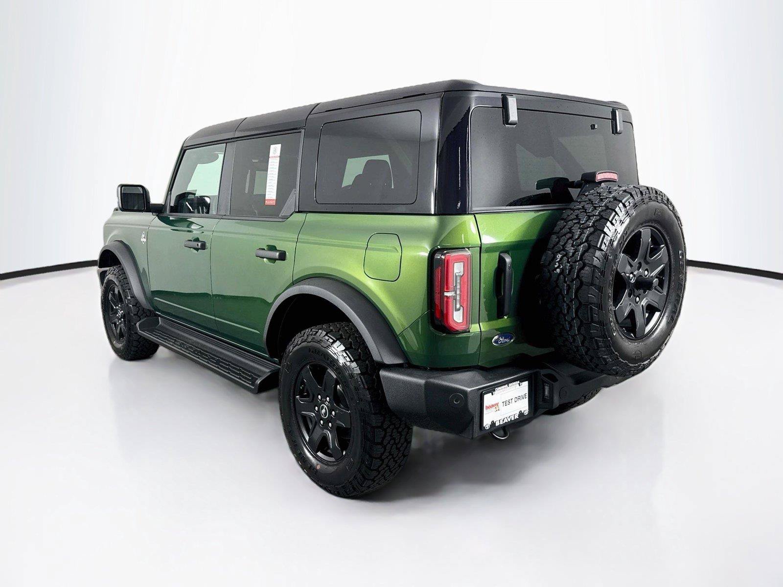 Used 2025 Ford Bronco Outer Banks AWD/4WD image 13