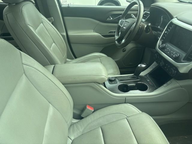 Used 2017 GMC Acadia SLT image 8