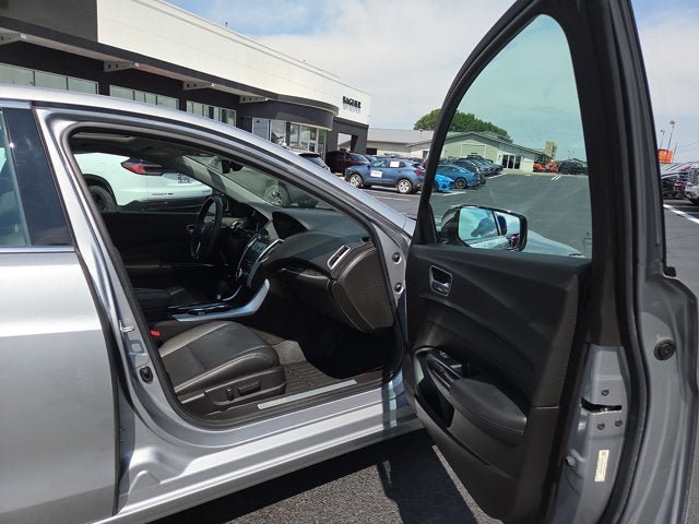 Used 2018 Acura TLX FWD image 13