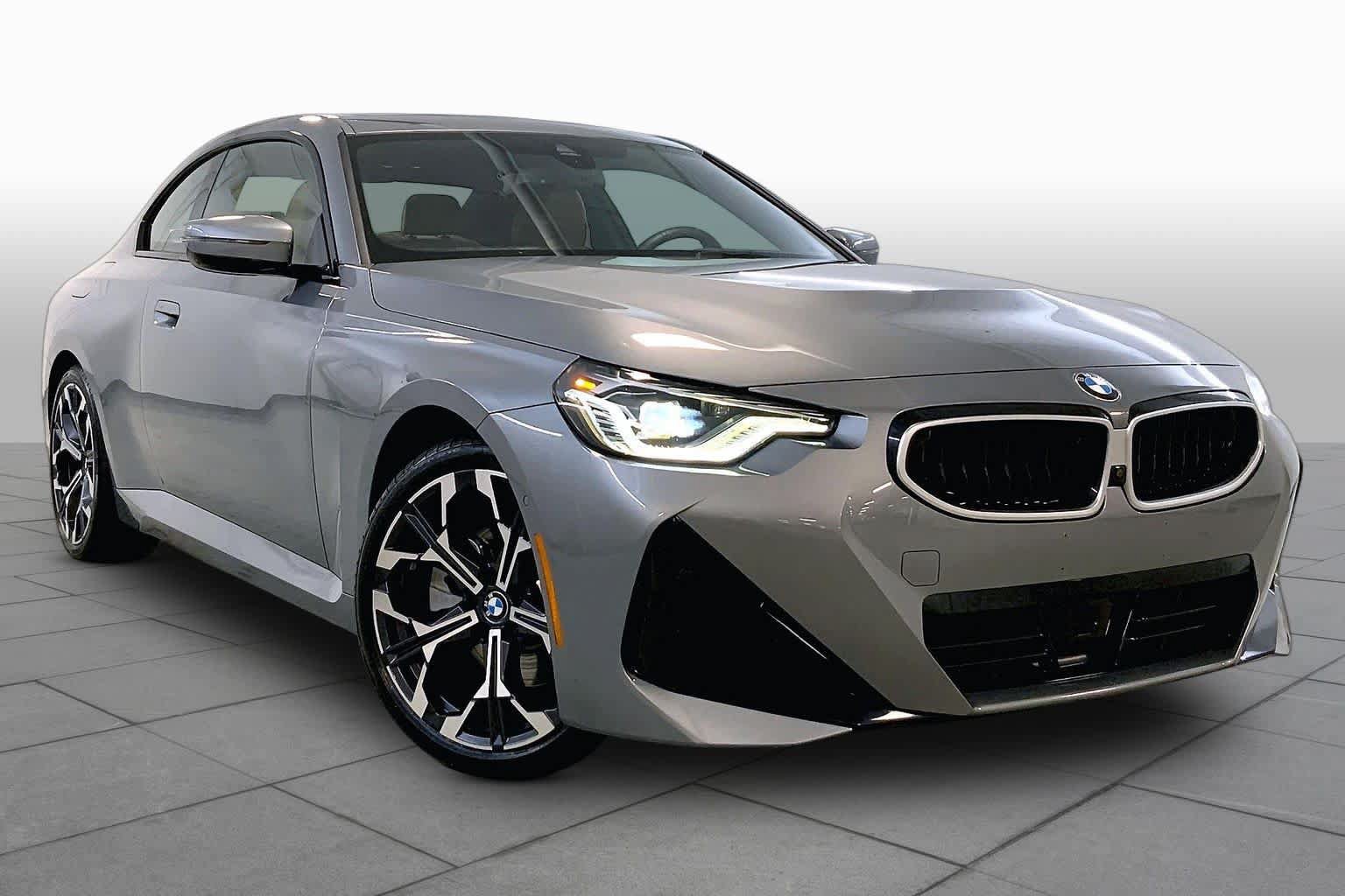 Used 2025 BMW 230i xDrive Coupe w/ M Sport Package AWD/4WD image 2