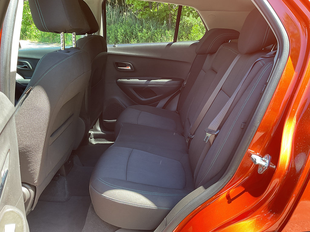Used 2015 Chevrolet Trax LT AWD/4WD image 9