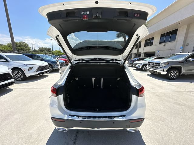 Used 2023 Mercedes-Benz GLA 250 4MATIC w/ Premium Package image 30