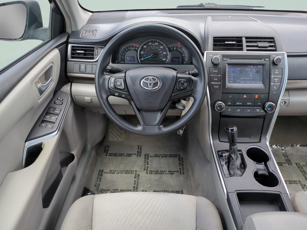 Used 2015 Toyota Camry LE FWD image 27