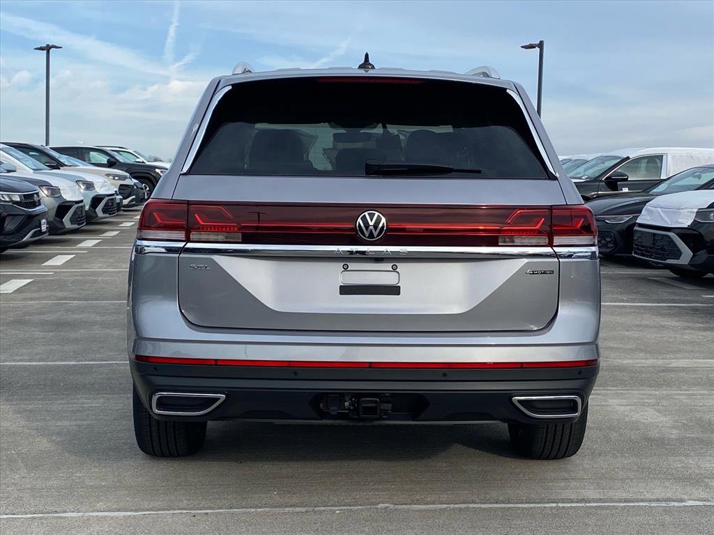 New 2026 Volkswagen Atlas SEL image 4