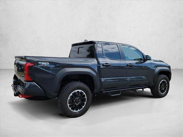 Used 2025 Toyota Tacoma TRD Off-Road w/ TRD Off Road Upgrade Package AWD/4WD image 5