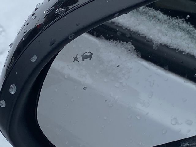 Used 2024 Buick Encore GX Sport Touring w/ Black Roof Package image 4