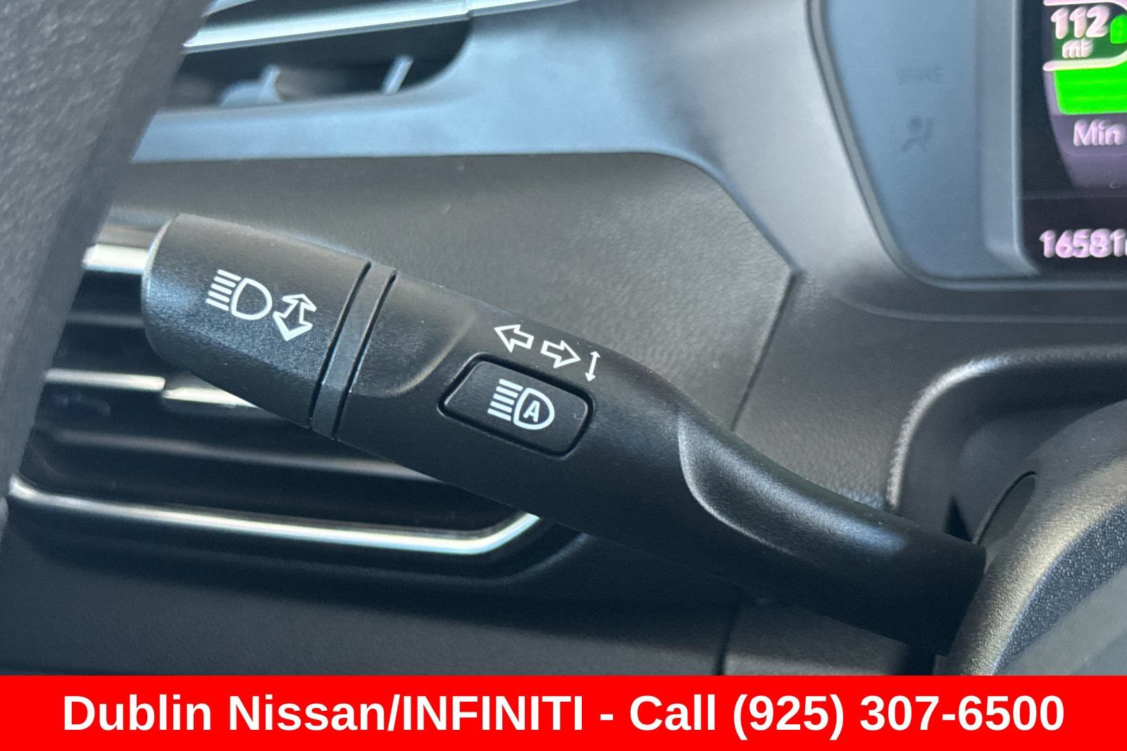 Used 2023 Chevrolet Bolt EUV LT FWD image 36