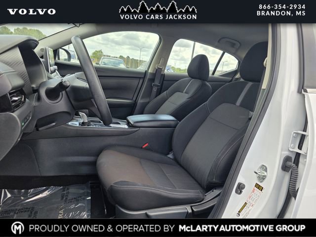 Used 2024 Nissan Sentra SV FWD image 12