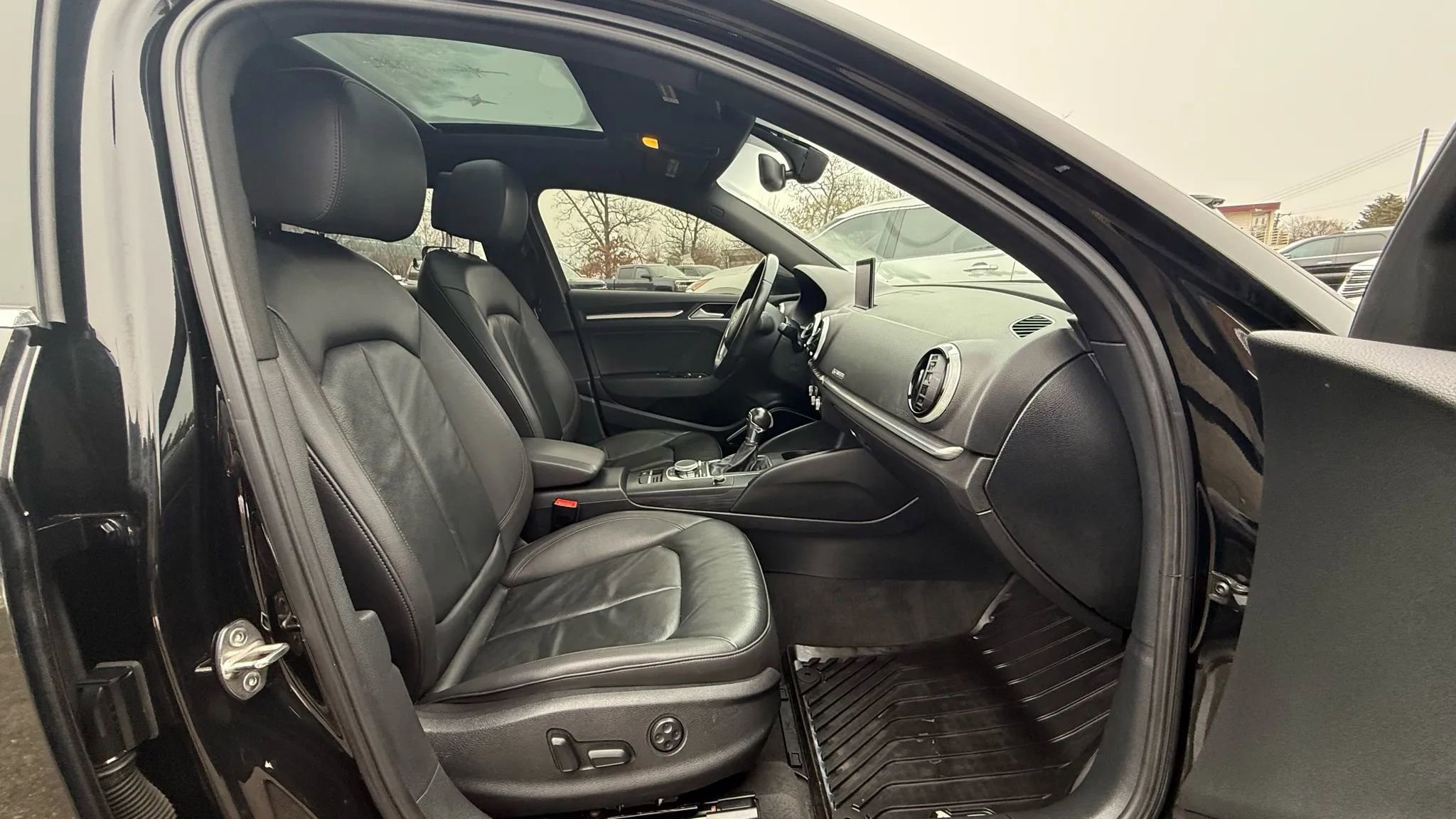 Used 2016 Audi A3 2.0T Premium Plus w/ Technology Package AWD/4WD image 32